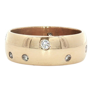 Bezel Scattered Diamond Band | 14K Yellow Gold