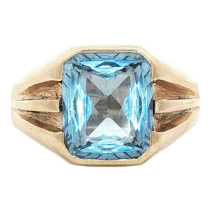 Blue Topaz Ring | 10K Yellow Gold